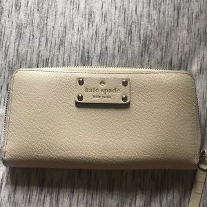 Kate spade wallet